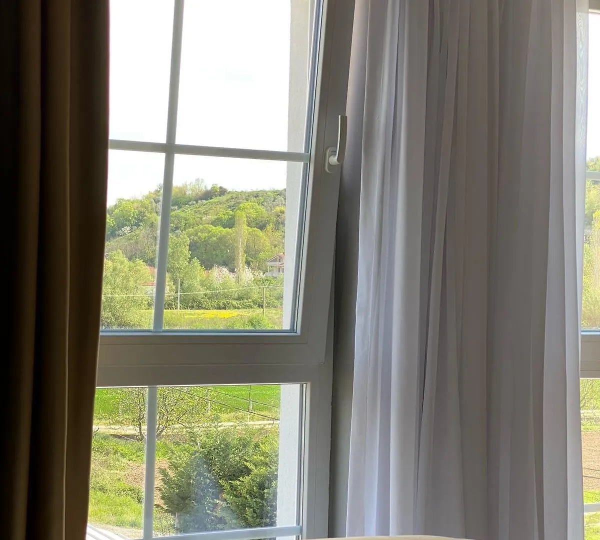 Alko Hotel Bushat 4*,  Arnavutluk
